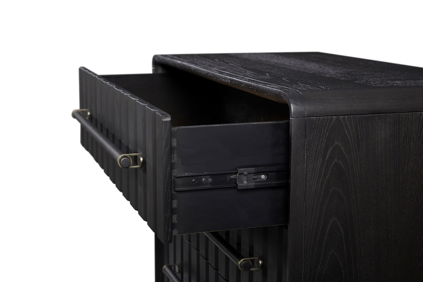 Elure Bachelor Chest