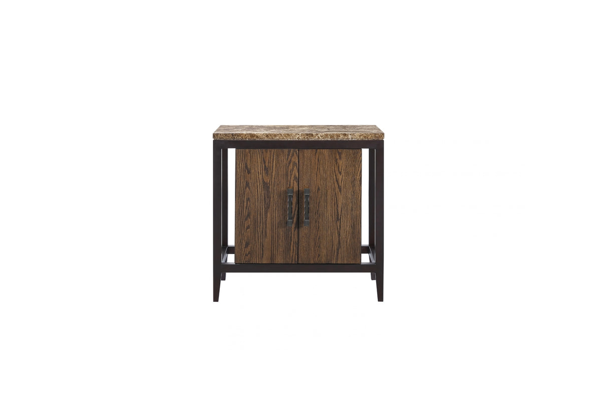 Hudson Bachelor's Door Chest